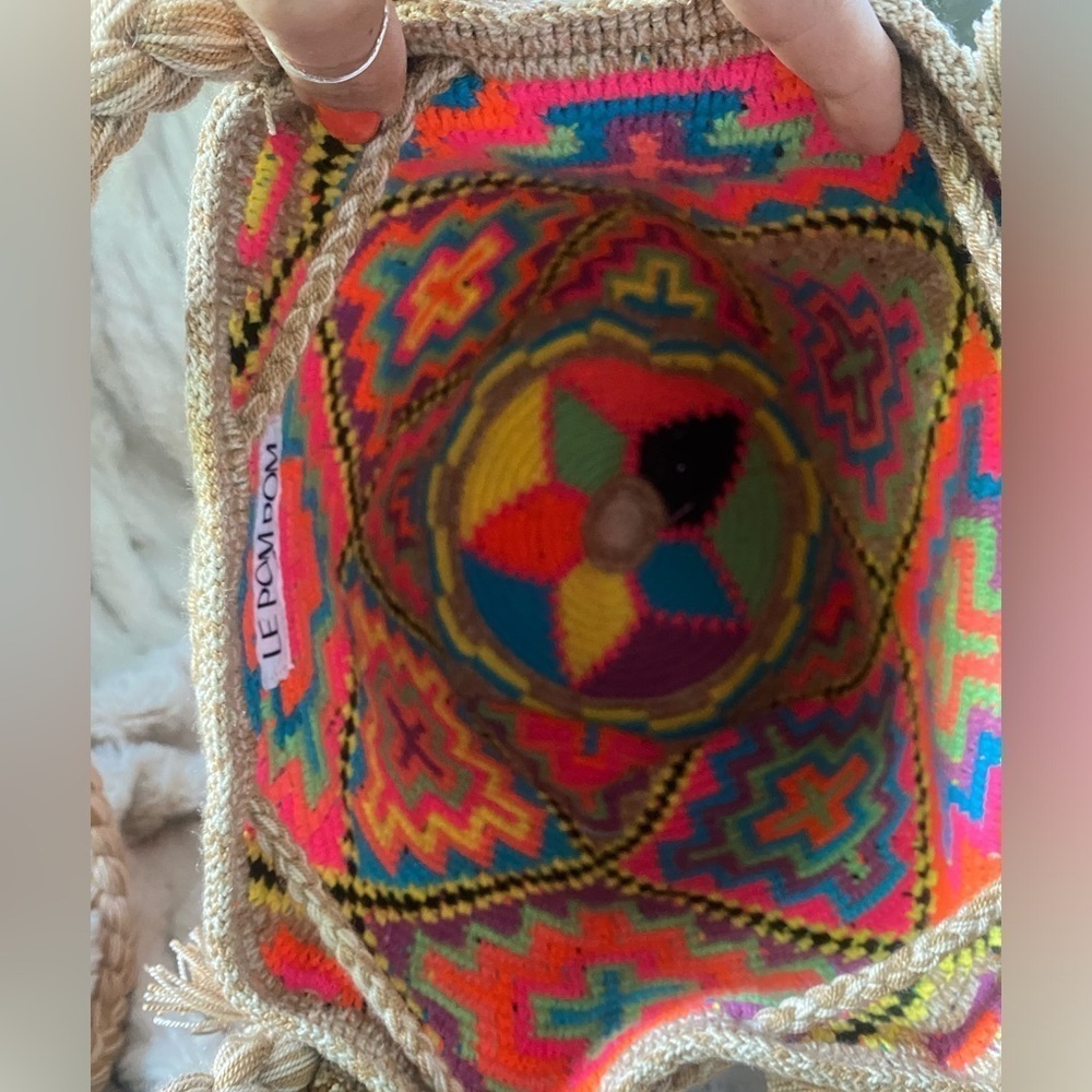 Le Pom Pom Multi Color Bucket Mochila Bag - Picture 6 of 7